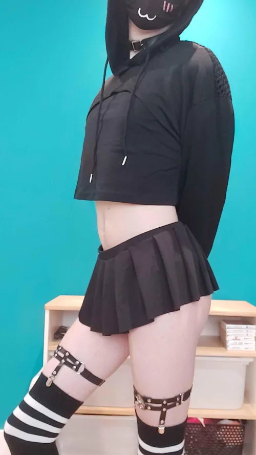 Thumbnail Styling Challenge: SamiTheFemboy Reveals New Outfit