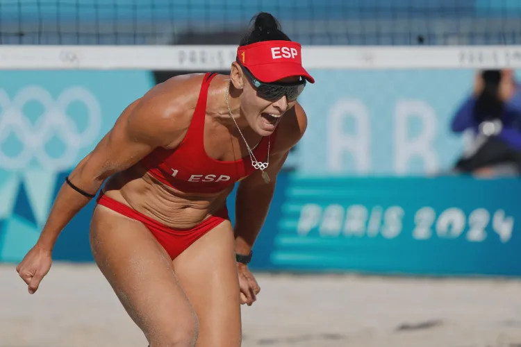 Thumbnail Meet Liliana Fernandez: A Volleyball Star to Watch