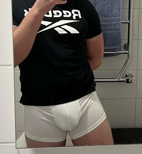 Thumbnail 'Need a Hand or Two' - Unveiling Bulge Mysteries with alexshadez