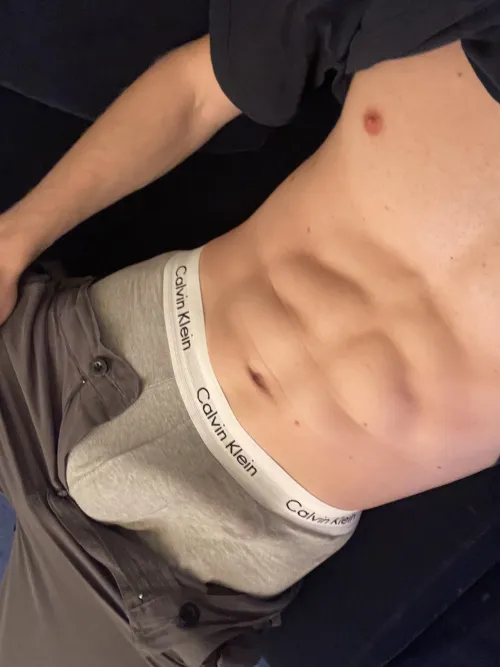 Thumbnail 28m Postgym Bulge by Paradiseparrot: A Revealing Look into Workout Results