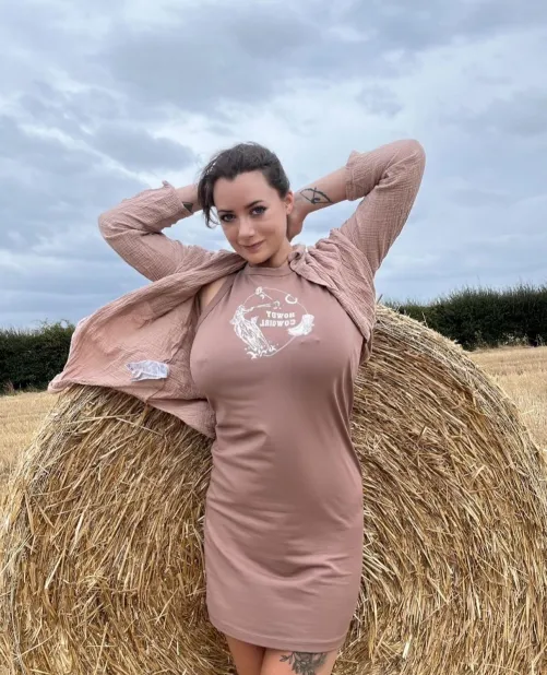 Thumbnail Country Delights: marie_maymoore's Hay Adventures | countrygirls