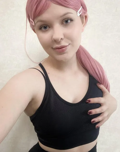 Thumbnail Fiery_Tigress_ Stays Youthful with Daily Exercise Routine