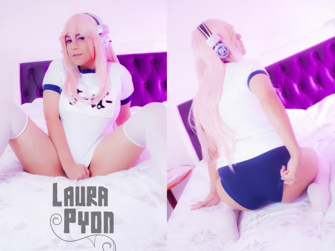 Thumbnail Exercise Fantasy: LauraPyon's Super Sonico NSFW Costume