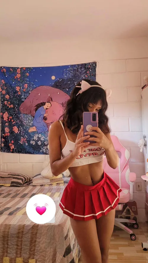 Thumbnail bella_gains on Playing Dress Up When Bored