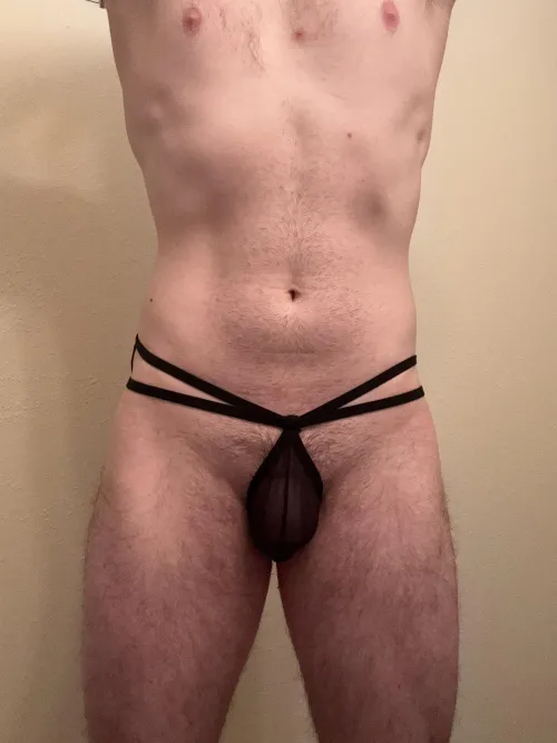 Thumbnail Bulges: Loving the New Thong Experience | throwfaraway898989