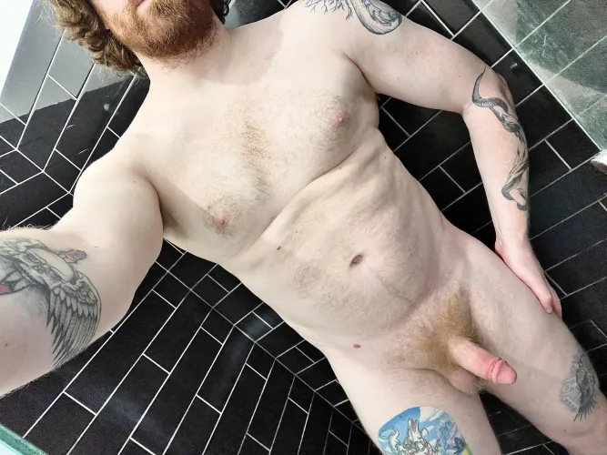 Thumbnail Revealing Journey: M28, 105kg in normalnudes