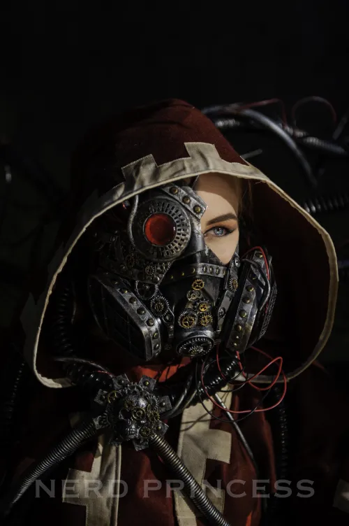 Thumbnail Geek Out with Adeptus Mechanicus Tech Priestess Cosplay by Nerd__Princess