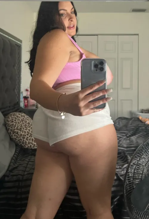 Thumbnail Face-Booty Connection: sav_brooke's HungryButts Fantasy