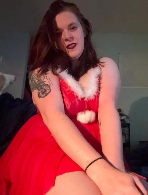 Thumbnail Jolly Encounters: honeybunz89's Festive Banter | maturemilf