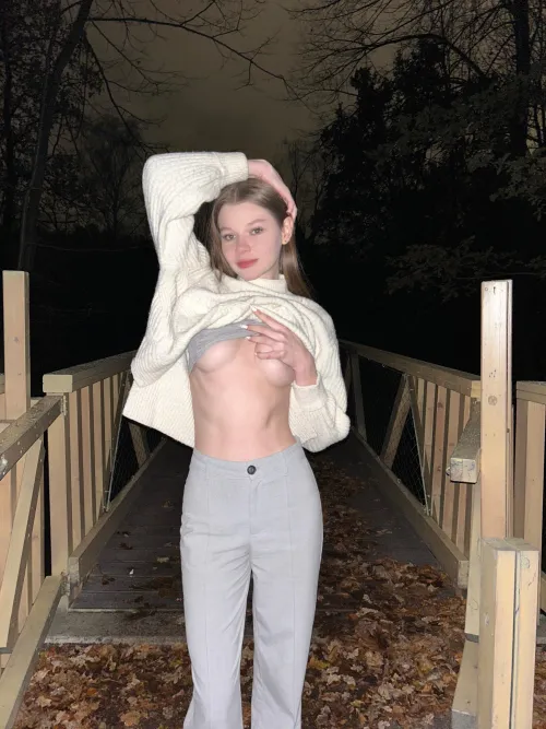 Thumbnail Exploring Underboob Aesthetics with Cherry_Petal_Girl