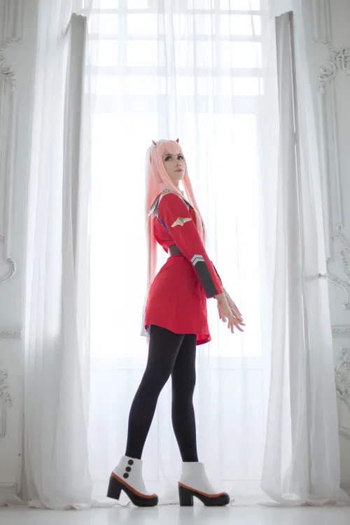 Thumbnail Anastasia Komori Captures Zero Two's Essence in Cosplaygirls World