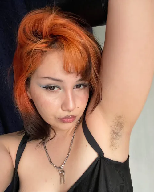 Thumbnail Worshipping Hairy Armpits: Embark on virtualdivax's Journey