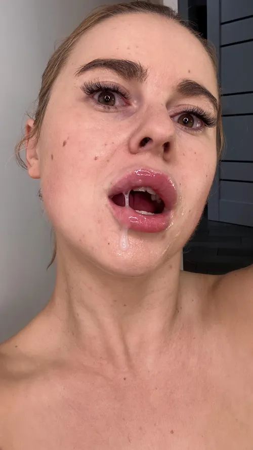 Thumbnail SteelersGuy91 Explores Love for Swallowing - PrettyLittleCumsluts