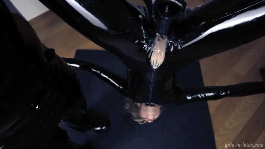 Thumbnail Discovering Slippery Pleasures: A ShinyPorn Revelation by latex-girl