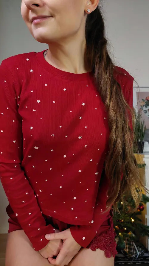 Thumbnail Cozy Vibes: Holiday Pyjama OOTD by nordic_sara | pokies