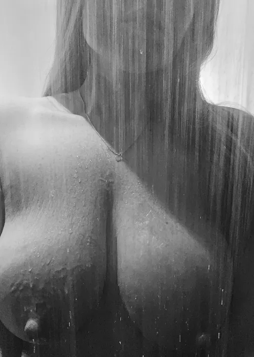 Thumbnail Shower Bliss & Company by DragonBallT93 - amateur_milfs Diary