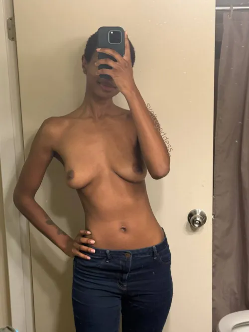 Thumbnail Seeking an Ebony Girlfriend with Sensual Appeal by sveltegoddess_