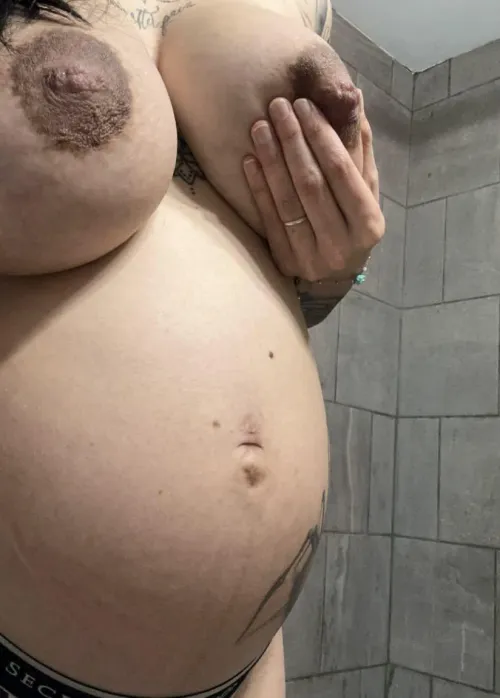 Thumbnail Pregnant Due to Love for Condomless Sex | Queenof_Rainbow - BreedingMaterial