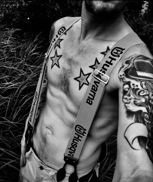 Thumbnail Happy Sunday - hotguyswithtattoos by Scotswe