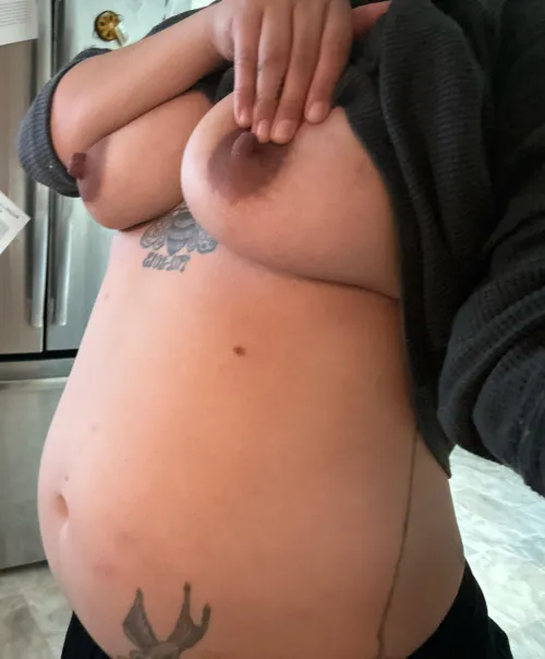 Thumbnail TheOGMadijuwanna - A Single Mom in Need of Love - Dive into PreggoPorn Adventure