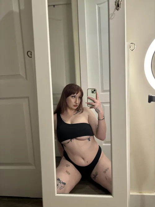 Thumbnail Vacation Dreams: Unveiling Aspirations in Mirror Selfies | Ripillmindofkayls