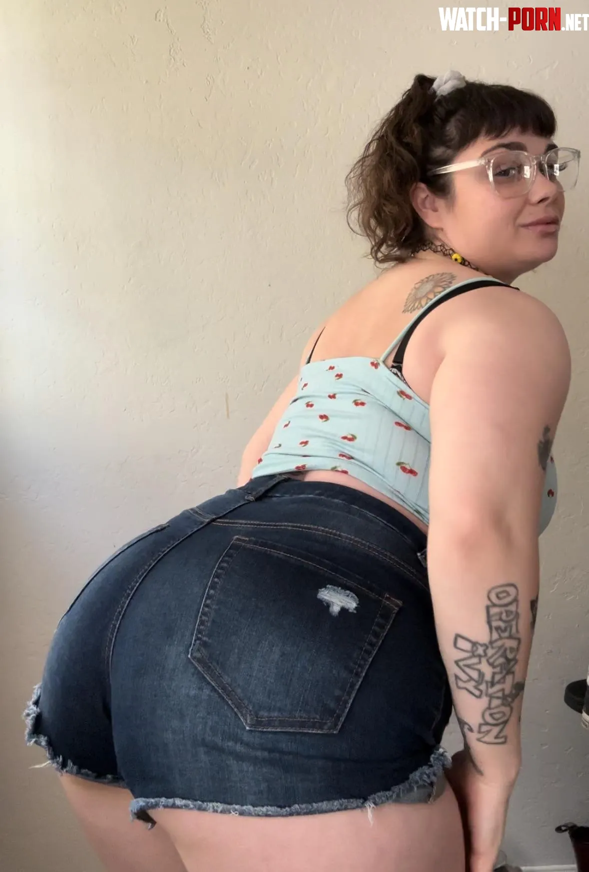 The only thing sexier than PAWGs with denim are PAWGs without denim by BigSlutTinyToes