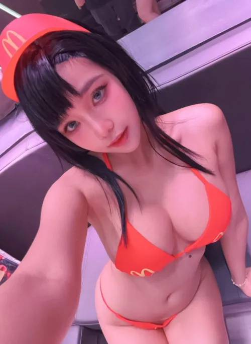 Thumbnail Heating Up with Red: Sexy but Not Pornographic | Lucky-Minichu