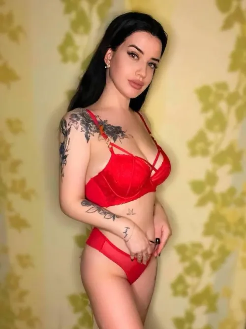 Thumbnail Self-Confidence in Red: Lizypetite's Allure in Red Lingerie