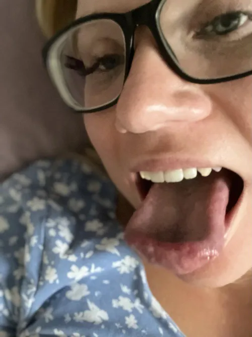 Thumbnail Explore RealAhegao with jennyahegaoblonde: Do You Like My Tongue?