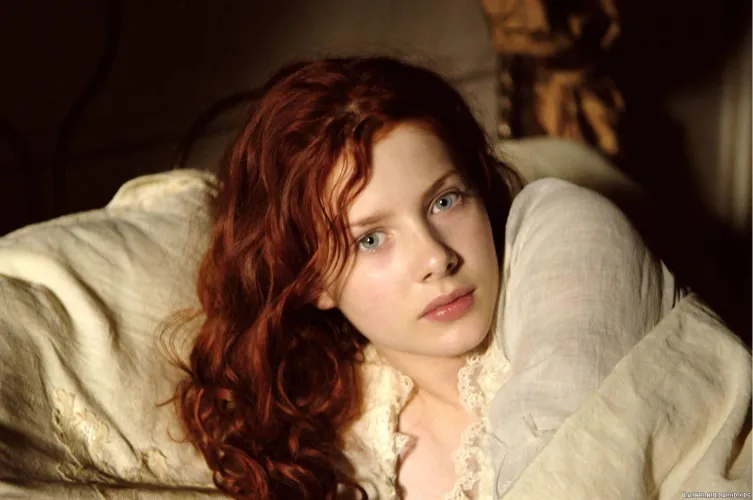 Thumbnail Discovering the Beauty of Rachel HurdWood in RedheadedGoddesses Category