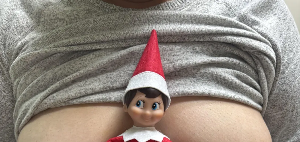 Thumbnail Mrs_Eevee Invites You to Peek at a Naughty Elf Visitor on OnlyFans Hottest