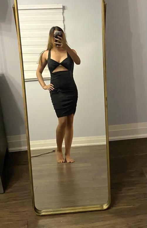 Thumbnail Michelle_Jayde Teases What's Underneath - tightdresses