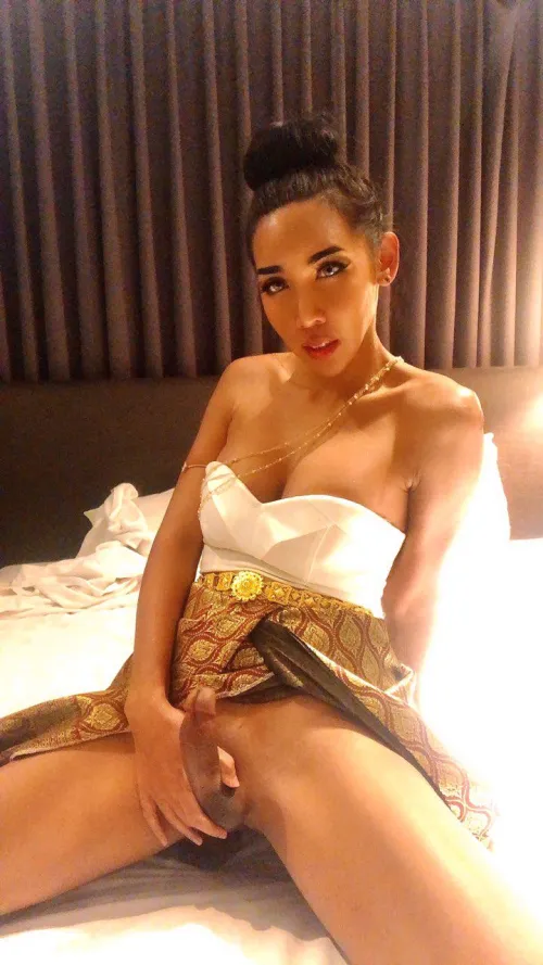 Thumbnail Top or Bottom? Dive into Ladyboy Fantasies with FellyReally