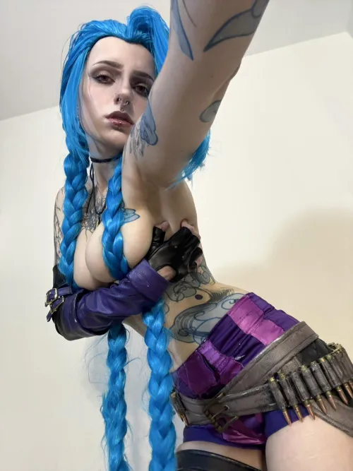 Thumbnail Jinx by Lyracrowo: A Cosplaygirls Masterpiece by DegenerateBjoernsen