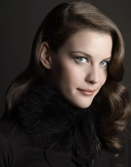 Thumbnail Experience Charm and Grace: rom003 Explores the World of Liv Tyler