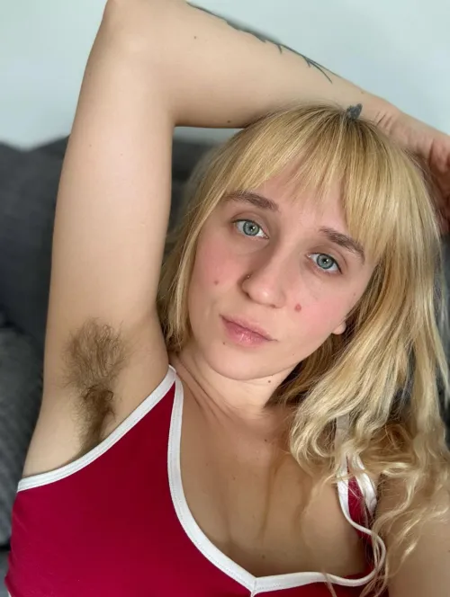 Thumbnail Unique Combination: Blonde Hair with Dark Body Hair