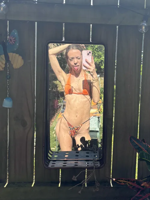 Thumbnail Suns Out, Tongues Out: Dive into BikiniBodies with petite_bl0nde