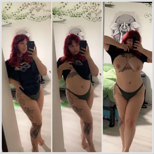 Thumbnail Revealing Pretty Tits: SilverRuin365's Bold Move