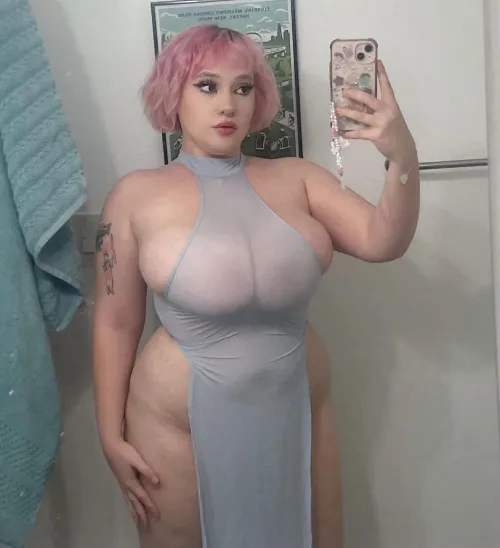 Thumbnail Goddess Vibes in This Dress: Confidence in Chubby Category