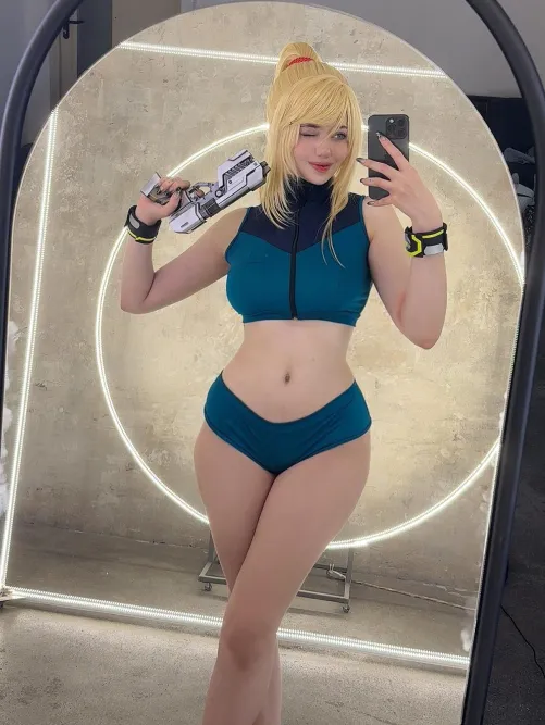 Thumbnail AlinaBecker: Samus Cosplay Sensation Unveiled