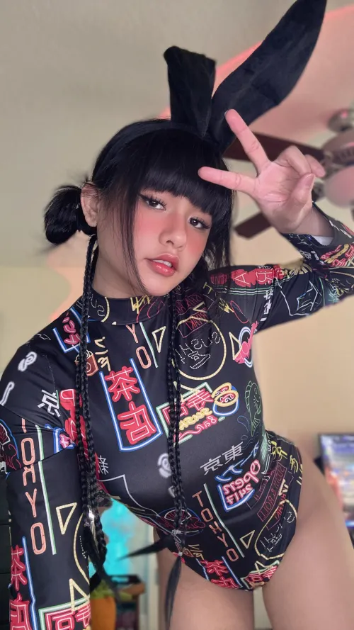 Thumbnail BunniiiWaifu Excites with 'Peez' in the realasians Category