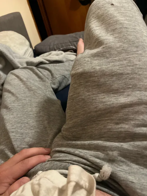 Thumbnail Commando in Grey Sweats 26: Bold Bulges on Display