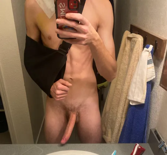 Thumbnail Most-Pop6787: Fresh Outta Shower - RateMyCock