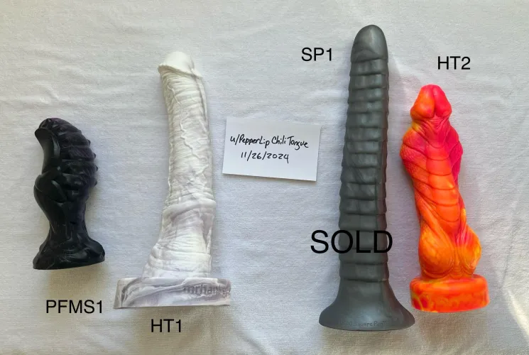 Thumbnail Sales Announcement: Hankeys Toys by PepperLipChiliTongue in BadDragon