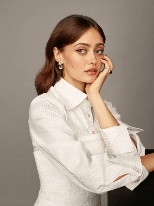 Thumbnail Ella Purnell's Radiance Shines in danib_127's Beautiful Portrait in PrettyGirls Collection