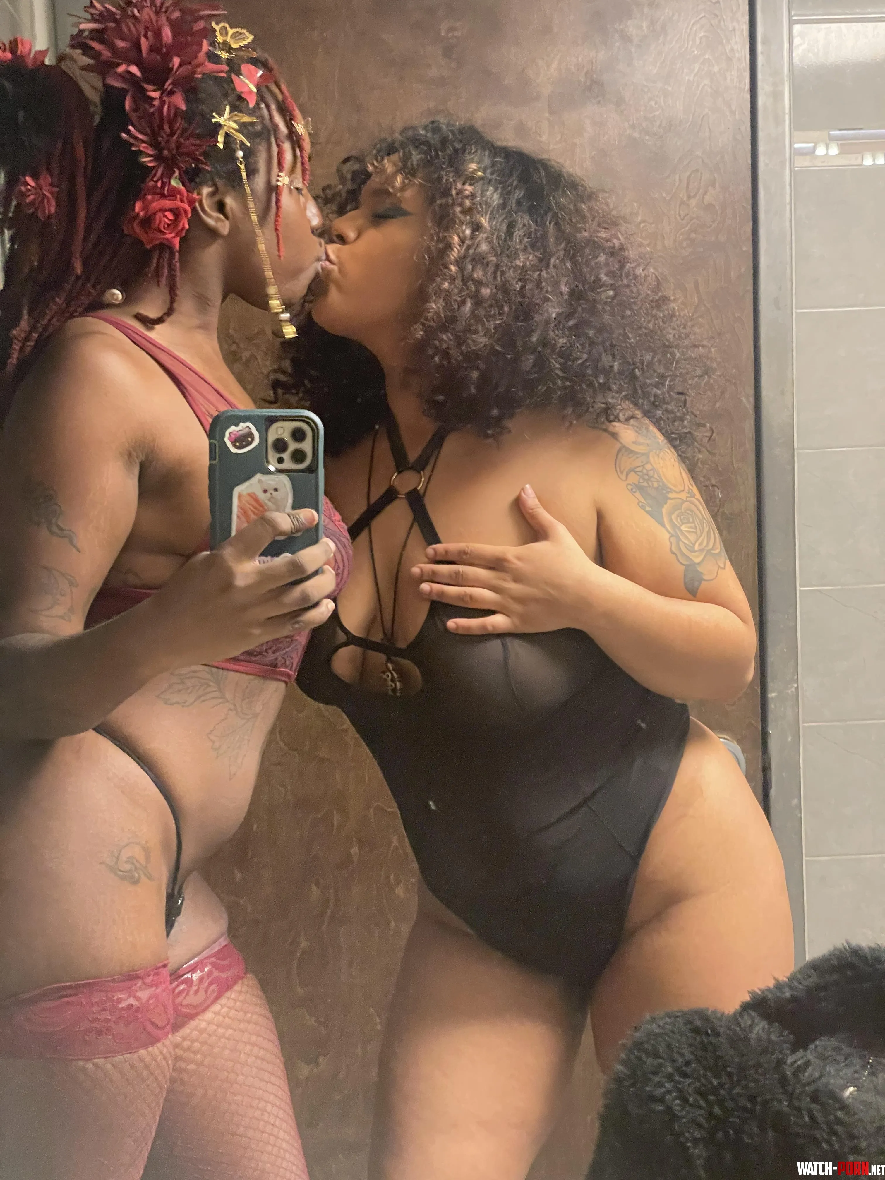 I love being a curvy stripper and getting to work with my girlfriend  by PiscesandClassy