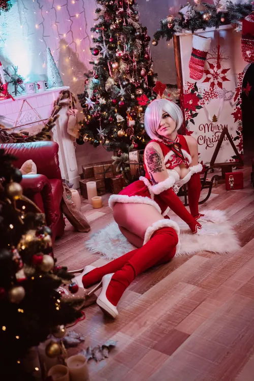 Thumbnail Nagini Cosplay's Festive 2B Cosplay for Christmas Delight | cosplaygirls