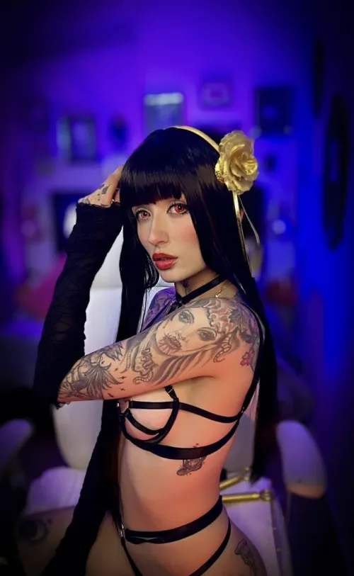 Thumbnail Explore NSFW Cosplay with the Mysterious 'Yor Forger' by coxxoez