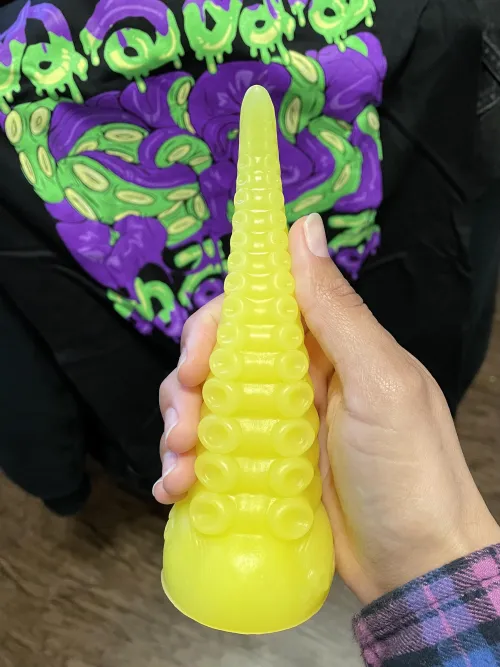 Thumbnail Exciting Black Friday Order Unboxing from BadDragon: Dive Into DinoJockeyBrando's Experience