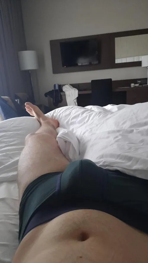 Thumbnail Loneliness in a Hotel Room 24 by Infinite-Bet6735 | Broslikeus